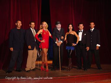 2010 Cuba, Holguin, Hotel Rio de Oro, Entertainment, DSC00030_b_B740